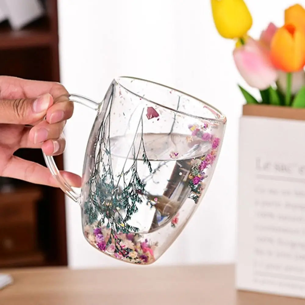 Caneca de Vidro Dupla Parede com Flores Secas