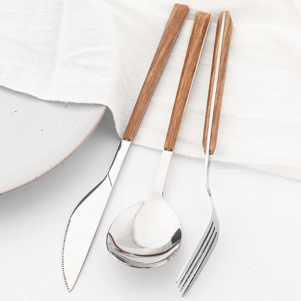 Conjunto_de_Talheres_TaBel_Belo_Morar