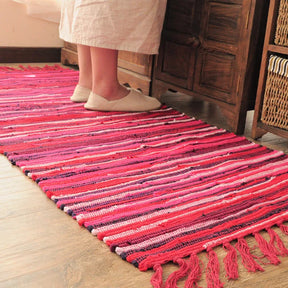 Tapete_Artesanal_Retro_em_Algodao_com_Franjas_Estilo_Boho
