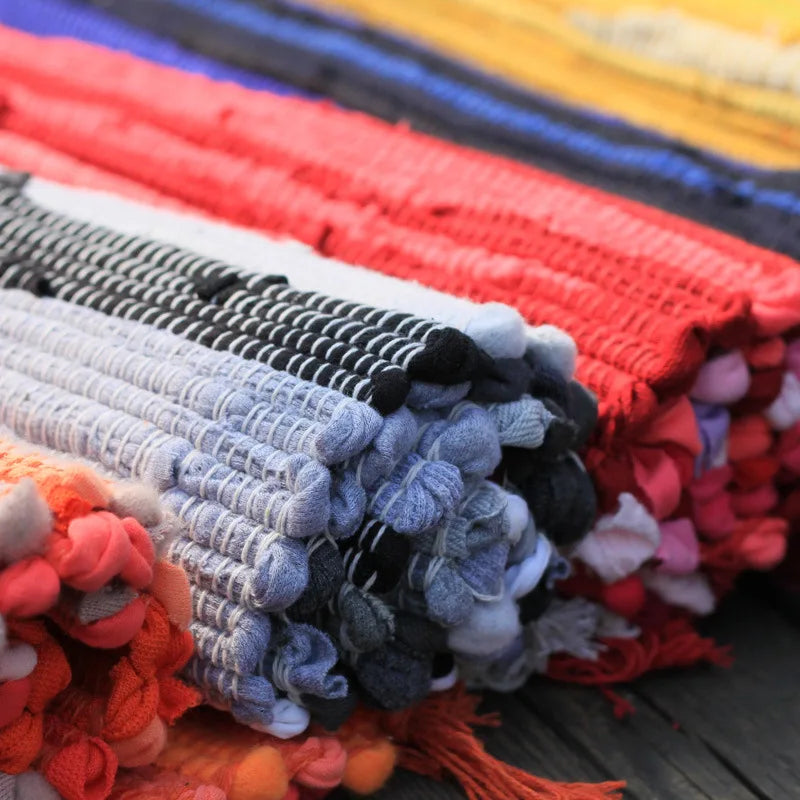 Tapete_Artesanal_Retro_em_Algodao_com_Franjas_Estilo_Boho